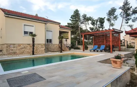 Location Maison 6 personnes à Bibinje - Photo 7