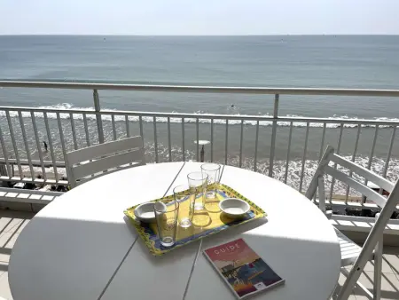 Appartement spacieux 1er étage avec balcon, vue mer, double garage à Saint-Gilles-Croix-de-Vie - Photo 19