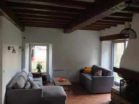 Maison familiale avec cheminée et grand jardin à Pontorson - Photo 5