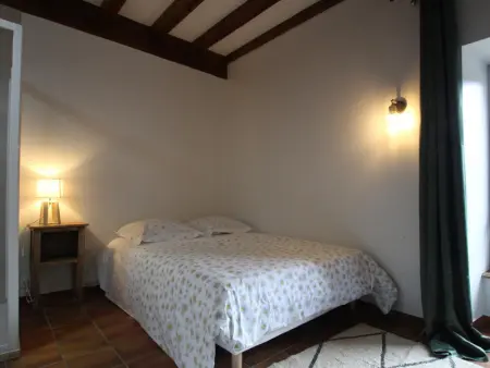 Maison familiale avec cheminée et grand jardin à Pontorson - Photo 11