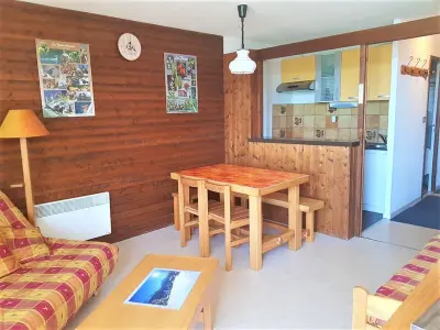 Appartement à Orcières Merlette, Charmant Studio Cabine à Orcières - Proche Pistes et Commerces - 4 Pers. avec Balcon Exposé Sud - L892316