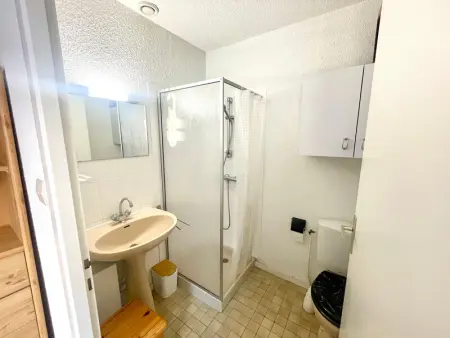 Maison T2: Cour, Parking, À 600m de la mer, Quartier calme - Photo 6