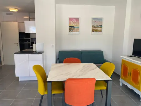 LARMOR-PLAGE : T2 en résidence de standing avec terrasse et parking, à deux pas de la plage et des commerces - Photo 6