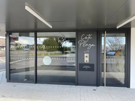 LARMOR-PLAGE : T2 en résidence de standing avec terrasse et parking, à deux pas de la plage et des commerces - Photo 13