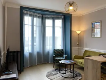 Appartement à Vichy,Appartement Équipé au Cœur de Vichy – Confort et Praticité FR-1-489-366 N°892400