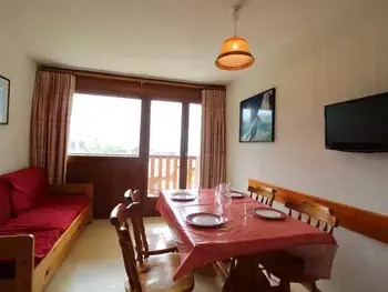 Apartamento en Lanslevillard,Appartement 5 pers. avec balcon, proche pistes et commerces à Val Cenis Le Haut FR-1-508-257 N°990842