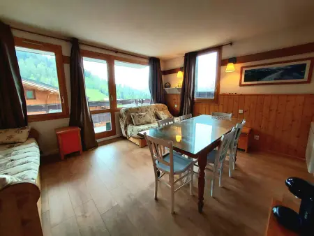 Charmant 2P rénové avec balcon, proche commerces, casier à ski et parking, Plagne 1800 - Photo 3