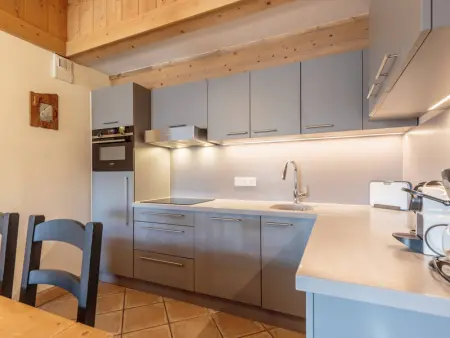 Chalet 3 chambres avec spa et piscine, pied des pistes - Photo 12