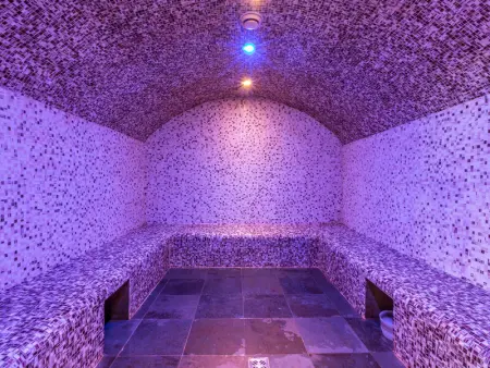 Chalet 3 chambres avec spa et piscine, pied des pistes - Photo 25