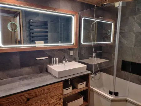 Chalet 3 chambres avec spa et piscine, pied des pistes - Photo 30