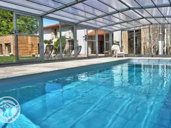 Loire, Gite à Saint Germain Lespinasse, Gîte isolé avec piscine chauffée, spa, sauna et étang privé à 15 km de Roanne FR-1-496-6 N°843427