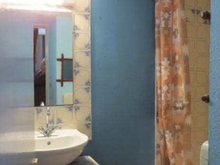 Maisonnette climatisée : piscine, tennis, proche plage et commerces - Photo 9