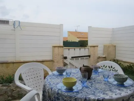 Maisonnette climatisée : piscine, tennis, proche plage et commerces - Photo 11