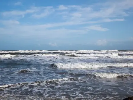 Maisonnette climatisée : piscine, tennis, proche plage et commerces - Photo 15