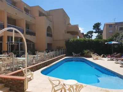 Appartement à Argelès sur Mer, Appartement T2 climatisé avec terrasse, proche plage à Argelès-sur-Mer, parking et piscine inclus - L892660