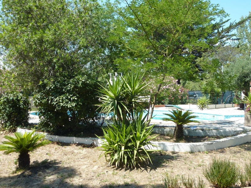 Rez de jardin d'une villa avec piscine privée et WIFI, Location Villa à Marseillan Plage - Photo 12 / 12