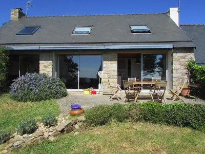 Maison à Arzon, Maison familiale 8 personnes à 100m de la plage avec jardin et parking - L843618