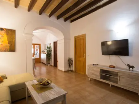 Maison Majorquine Rénovée avec Piscine à Llucmajor, 3 Chambres, 8 Personnes, WiFi, Climatisation - Photo 1
