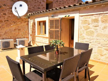 Maison Majorquine Rénovée avec Piscine à Llucmajor, 3 Chambres, 8 Personnes, WiFi, Climatisation - Photo 3