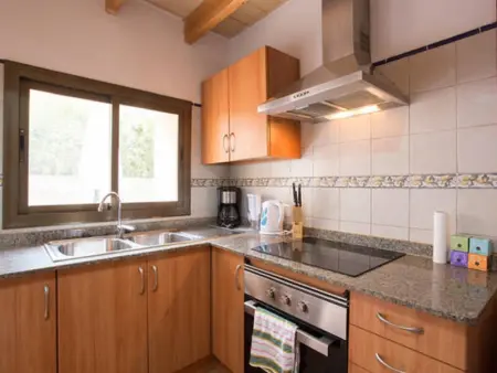 Maison Majorquine Rénovée avec Piscine à Llucmajor, 3 Chambres, 8 Personnes, WiFi, Climatisation - Photo 11