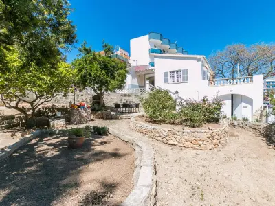 Villa à Palma, Villa Los Brezos: Charmante Maison de Vacances à 200 m de la Plage avec Jardins et Terrasses - L843711