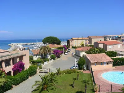 Appartement à Sari Solenzara, Duplex climatisé avec piscine, proche plage et port, Solenzara - L892768