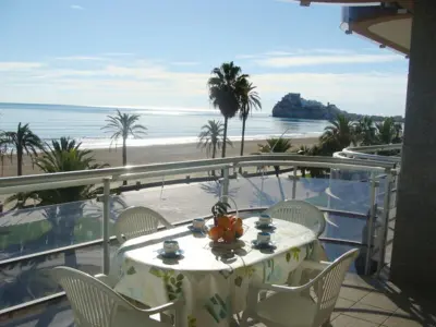 Appartement à Peniscola, Appartement Alpen1 Pompeya, 2 chambres, proche plage Peníscola, avec piscine et parking disponible - L892927