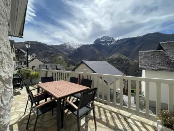 Gite à Aydius,Maison familiale avec terrasse, équipements bébé, et connexion Wifi FR-1-384-624 N°843926