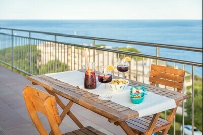 Precioso apartamento con piscina y vistas al mar, Appartement 5 personnes à Sant Feliu de Guixols 875795