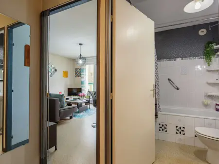 Bel Apt Moderne, 1 Chambre, Balcon, Ascenseur, Parking, Proche Commerces, 10 min Plages - Photo 9