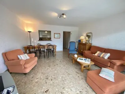 Appartement à Quiberon, Quiberon - Appartement T3 de 65m² en rez-de-chaussée avec terrasse, proche plage et stationnement - L893185