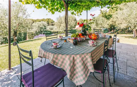 Location Maison 6 personnes à Lioux - Photo 1