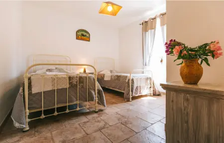 Location Maison 6 personnes à Lioux - Photo 22