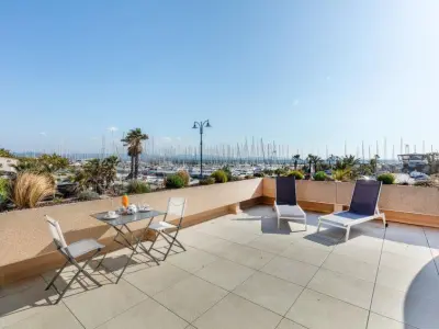 Appartement à Hyères, Port de La Gavine - N°869202