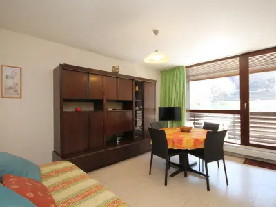 Appartement à Mont Dore, T2 avec balcon, parking privé, proche forêt, Mont-Dore - L893320