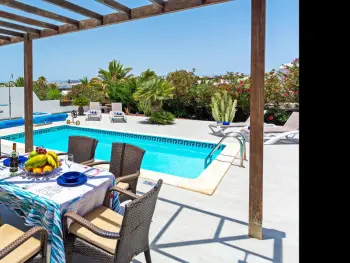 Villa en Playa Blanca,Villa Valentina avec Piscine Privée à Playa Blanca, à 500m de la Plage ES-163-1 N°844429