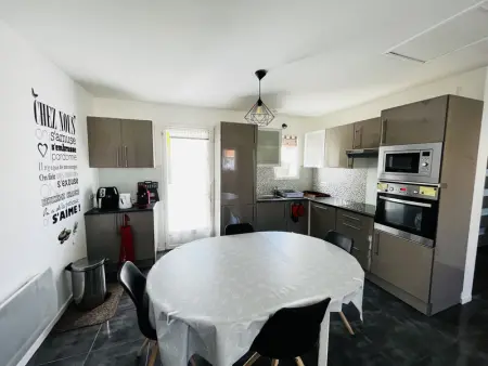 Maison 3 chambres, jardin clos, plage à proximité, bien équipé, WiFi, parking - Photo 4