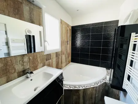 Maison 3 chambres, jardin clos, plage à proximité, bien équipé, WiFi, parking - Photo 9