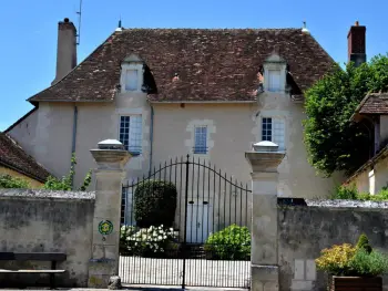 Casa rural en Bossay sur Claise,Gîte de Charme pour 15 Pers avec Jardin Privatif, à 12 km de La Roche-Posay FR-1-381-514 N°844453