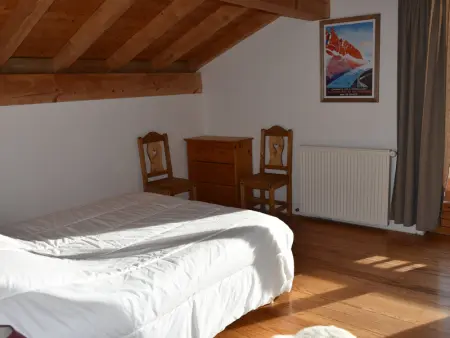 Chalet 5 pièces près de la forêt à Pralognan-la-Vanoise, idéal pour 8 personnes - Photo 5