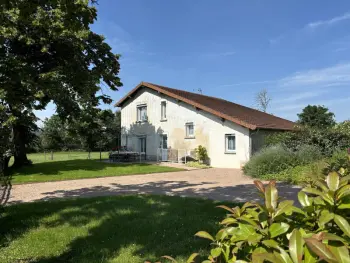 Gite à Montaiguët en Forez,Gîte familial à Montaiguët-en-Forez avec terrasse, proche nature et ferme équestre FR-1-489-371 N°844647