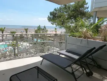 Appartement à La Tranche sur Mer, Appartement luxe 2 chambres, balcon, accès plage, piscine, animaux admis, parking - L893613