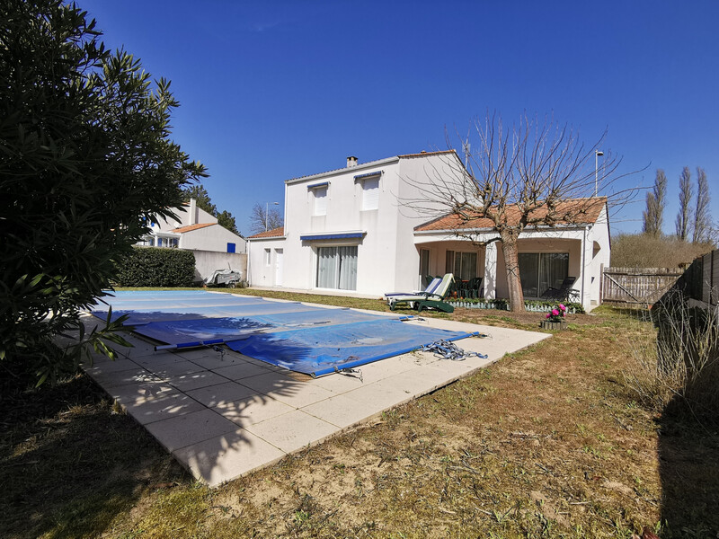 Villa 8 personnes, piscine privative et terrasse plein sud !, Location Maison à La Tranche sur Mer - Photo 3 / 36