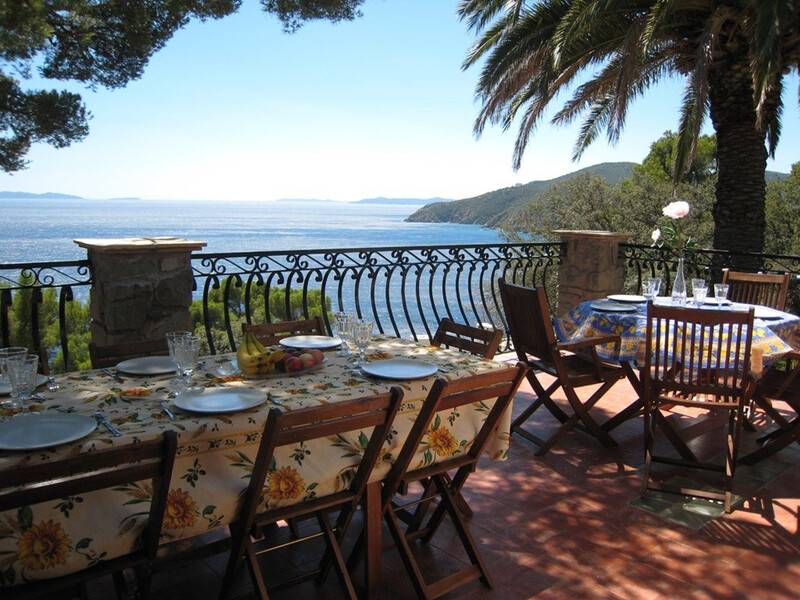 Exceptionnelle vue sur la mer villa 5 chambres, Location Villa in Cavalaire sur Mer - Foto 6 / 28