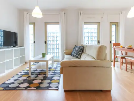 Charmant Loft à Lisbonne avec Garage, Proche Centre et Cité Universitaire - Photo 1