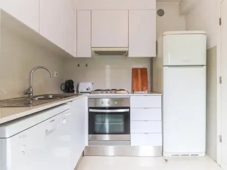 Charmant Loft à Lisbonne avec Garage, Proche Centre et Cité Universitaire - Photo 13