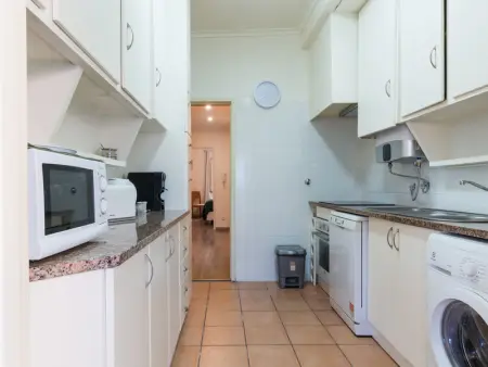 Appartement de 3 Chambres avec Grande Terrasse à Campo Grande, Lisbonne - Photo 14