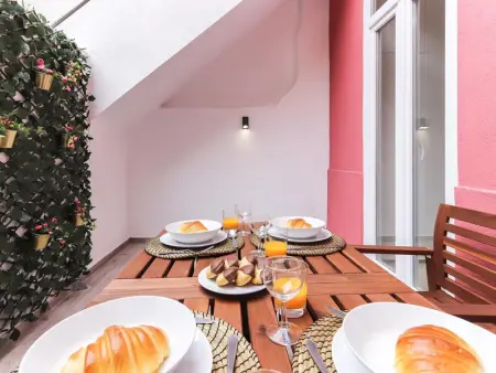 Appartement Design à Lisbonne avec Terrasse - Proche du Centre, 1 Chambre, Cuisine Équipée - Photo 10