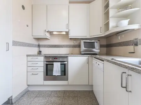 Appartement Moderne avec Garage à Campolide, Proche du Centre et du Parque Eduardo VII - Photo 10