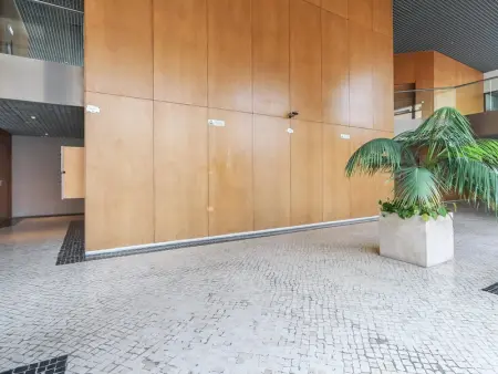 Appartement Moderne avec Garage à Campolide, Proche du Centre et du Parque Eduardo VII - Photo 12